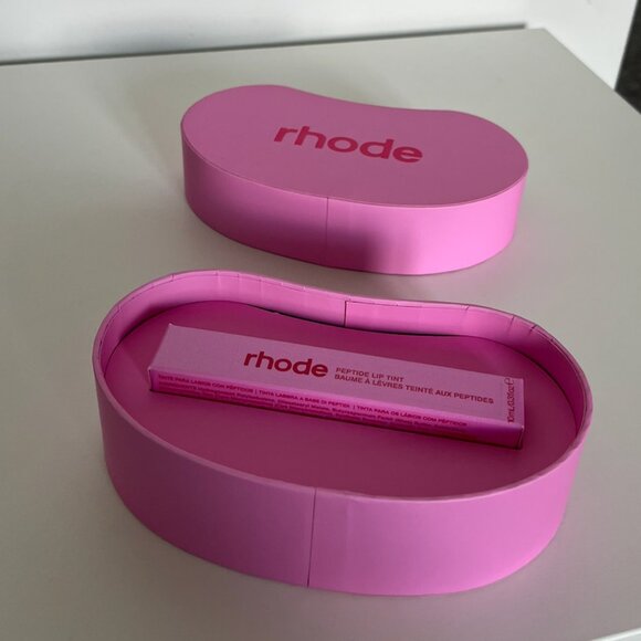 rhode skin peptide lip treatment in 'jelly bean' in limited-edition box - Picture 1 of 7
